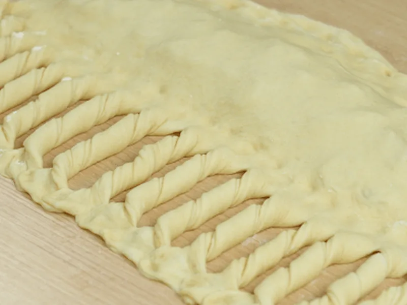 Sausage-Filled Twisted Bread with Crispy Strips