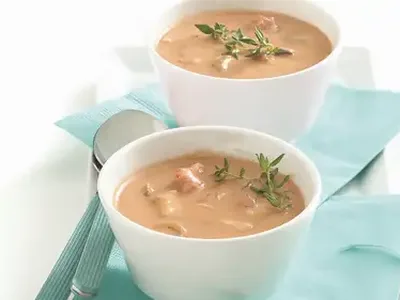 Zesty Tomato-Crab Bisque with Whipping Cream