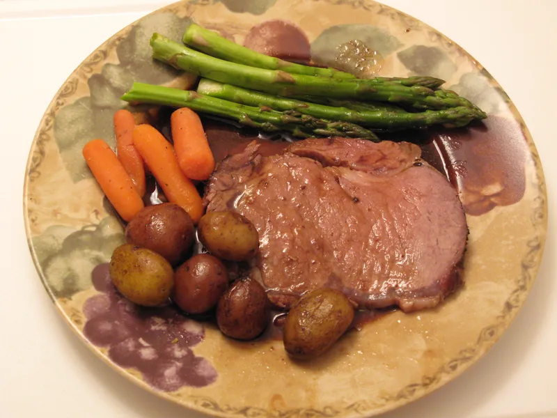 Beef Prime Rib Au Jus with Two-Stage Roasting