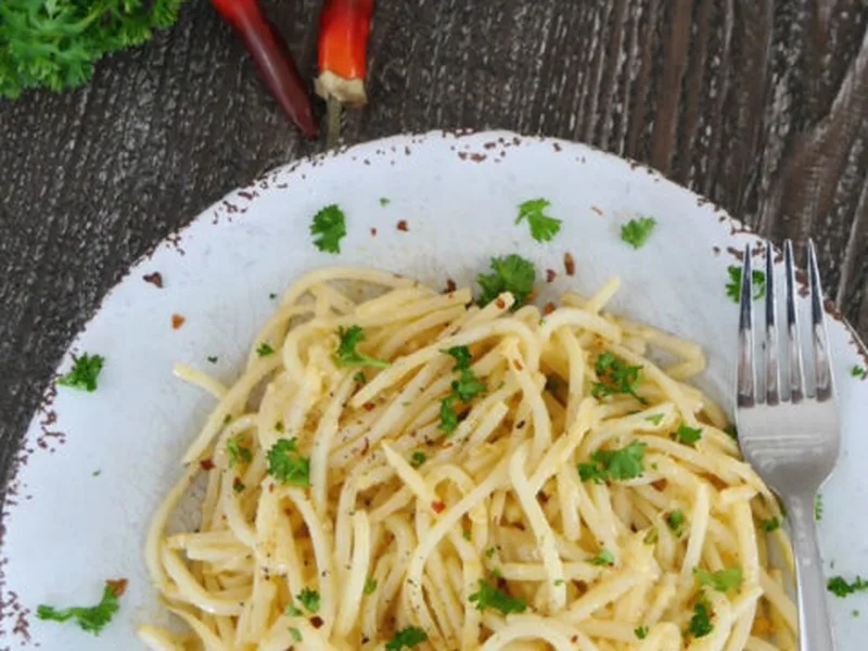 Low Carb Spicy Palmini Linguine with Garlic Butter