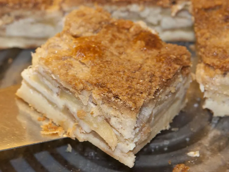 Impossibly Easy French Apple Pie with Streusel