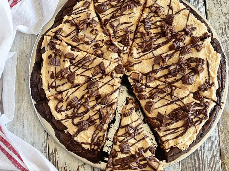 Peanut Butter Cookie Brownie Pizza with Marshmallow Frosting