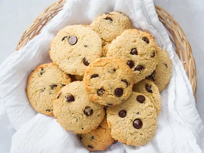 Gluten-Free Chocolate Chip Almond Flour Cookies