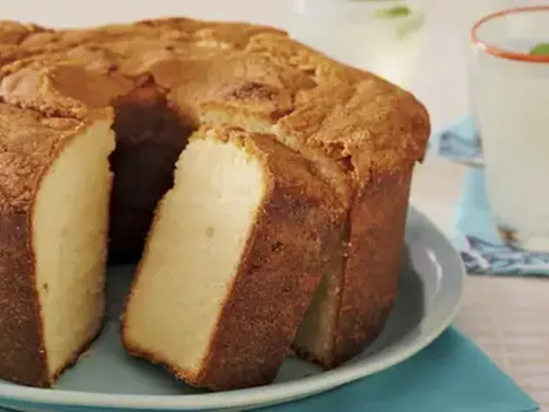 Two-Step Electric Mixer Pound Cake with Vanilla