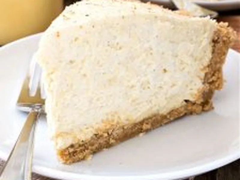 No-Bake Eggnog Cream Pie with Graham Cracker Crust