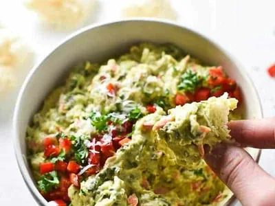 Easy Lightened Up Baked Spinach Artichoke Dip