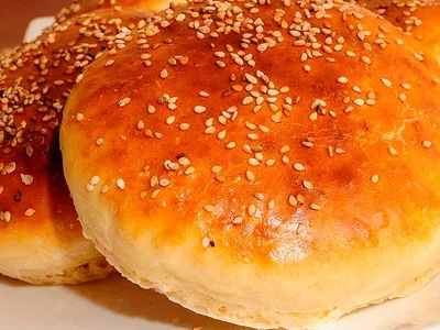 Gluten-Free Hamburger Buns with Sesame Seeds
