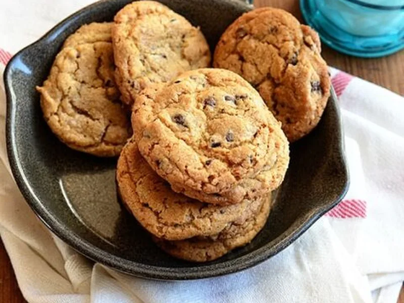 Bourbon Bacon Chocolate Chip Cookies with Cayenne