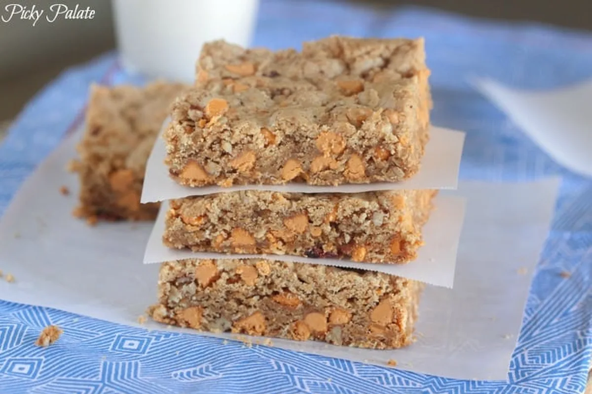 Brown Butter Oatmeal Butterscotch Cookie Bars | EasyCook