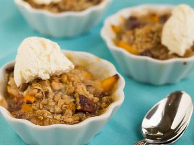Individual Toffee Pecan Peach Crisps with Buttery Oat Topping