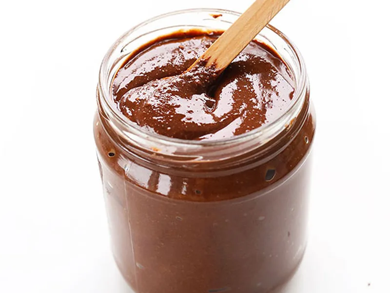 4-Ingredient Vegan Gluten-Free Hazelnut Chocolate Spread