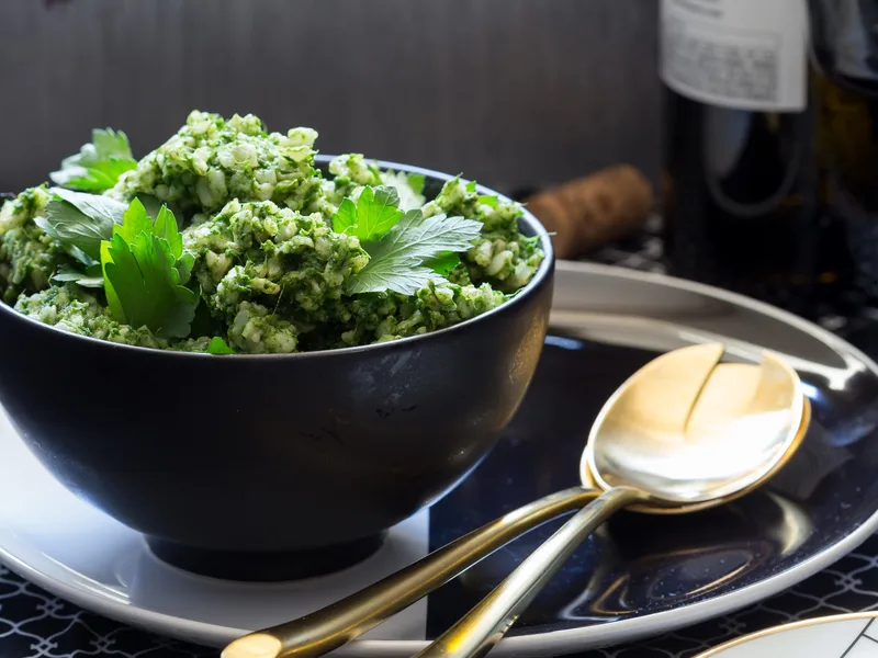 One-Pot Brown Rice with Spinach and Fresh Herbs