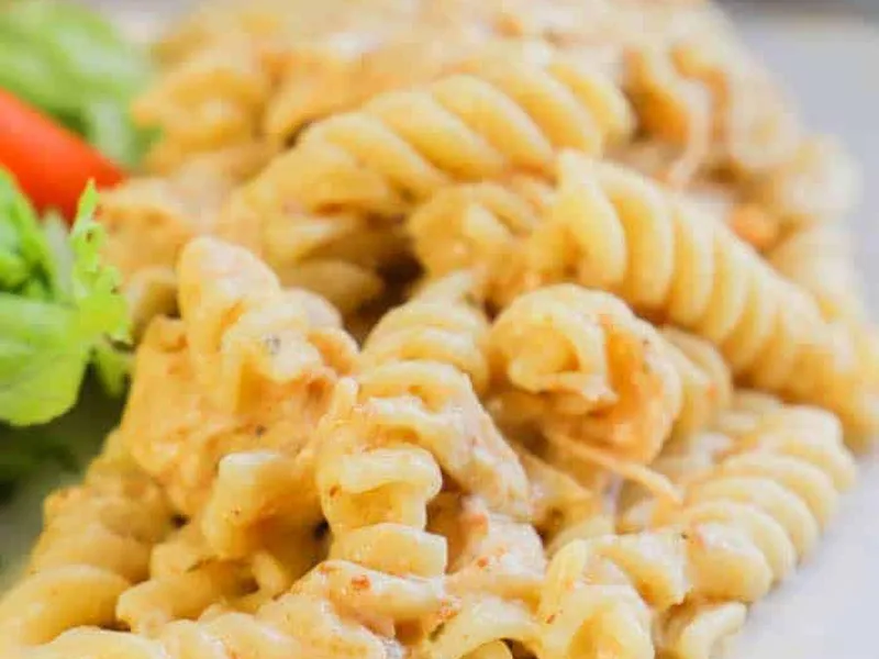 Slow Cooker Creamy Italian Chicken Pasta with Cheese