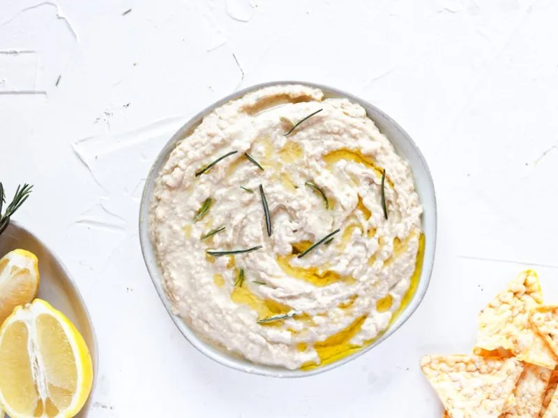 Creamy Lemon Rosemary Hummus
