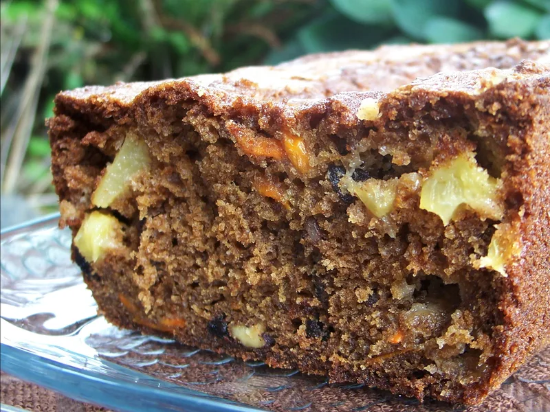 Moist Carrot Bread with Pineapple and Walnuts