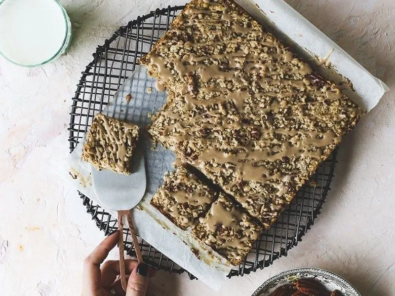 Pumpkin Maple Pecan Bars with Crumb Topping