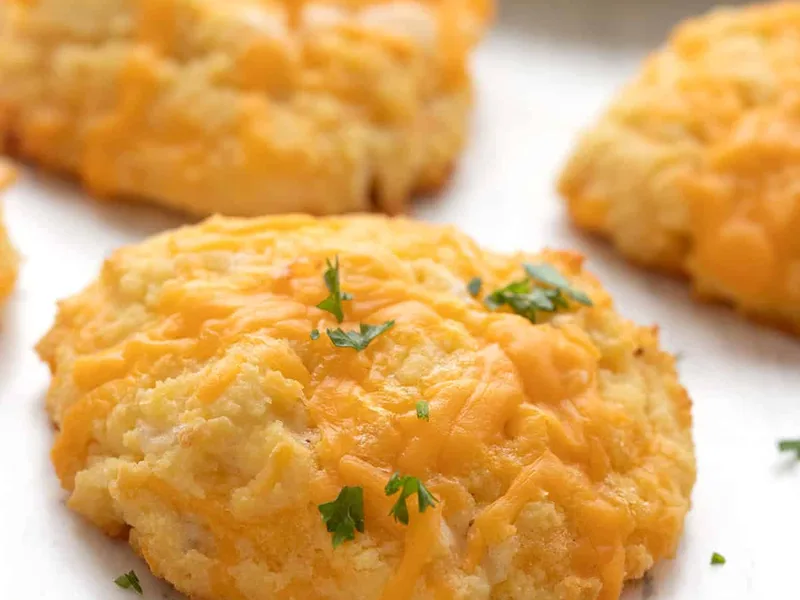 Easy Keto Cheese Biscuits with Coconut and Almond Flour