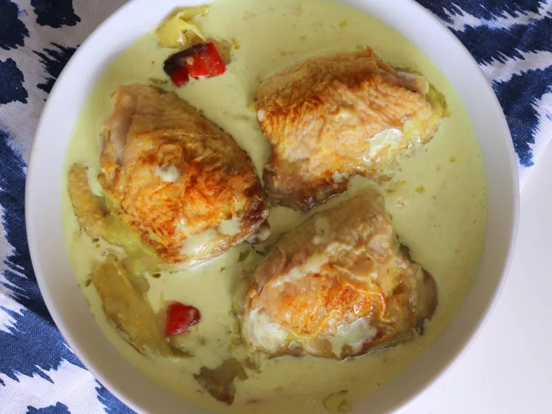 Turmeric Chicken Thighs with Leek & Coconut
