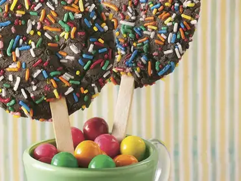 Chocolate Fudge Cookie Pops with Candy Bar Centers