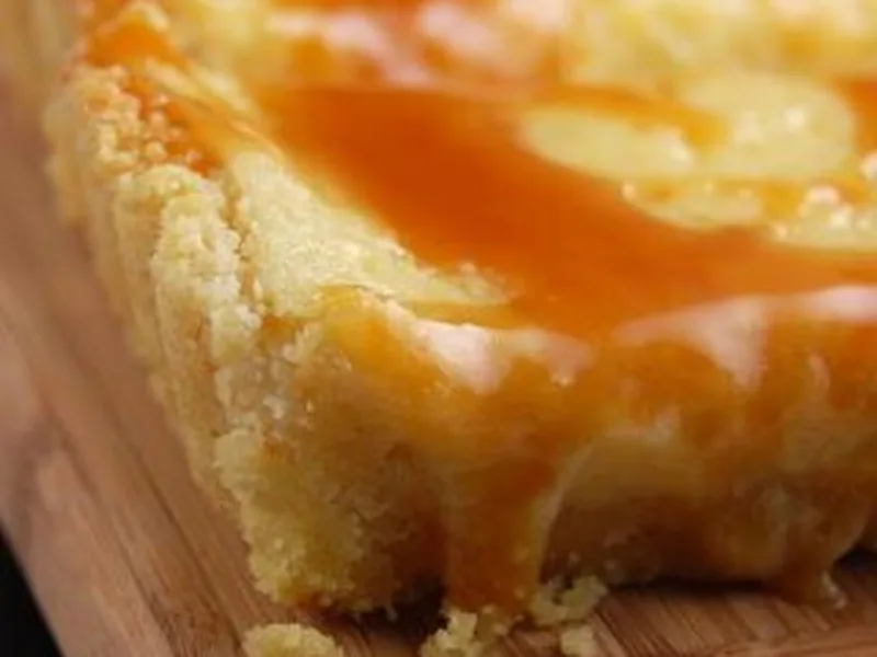 Caramel Mascarpone Cheese Tart with Orange-Semolina Crust