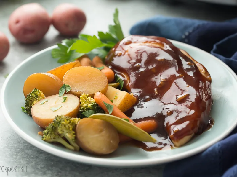 Slow Cooker Honey Garlic Chicken and Vegetables
