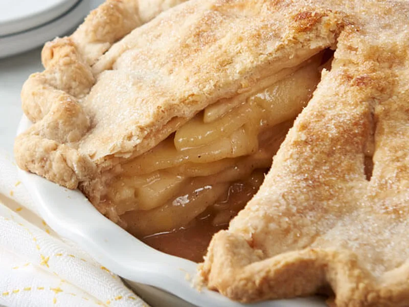 Blue Ribbon Apple Pie with Spiced Crust