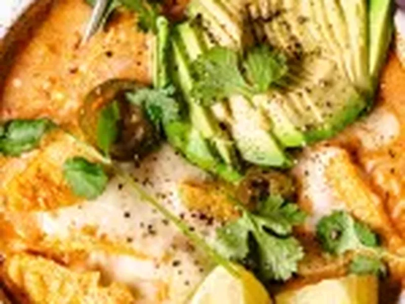 Quick 15-Minute Creamy Chicken Enchilada Soup with Cheese