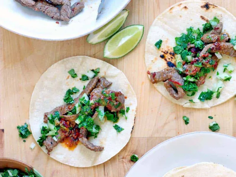 10-Minute Chipotle Steak Tacos