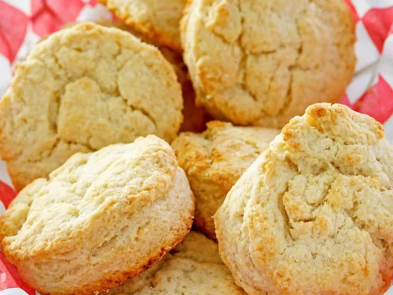 Flaky Buttermilk Biscuits with Cream of Tartar
