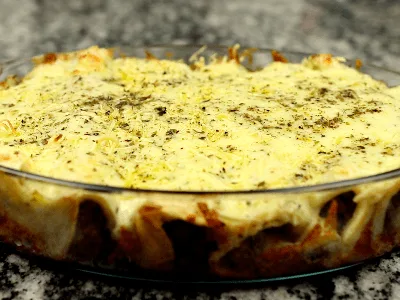 Savory Beef Crepes with Béchamel and Cheese