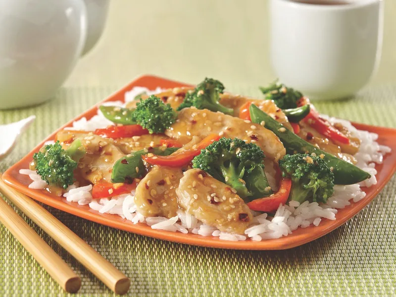 Sesame Chicken Stir Fry with Fresh Vegetables and Garlic Ginger Sauce