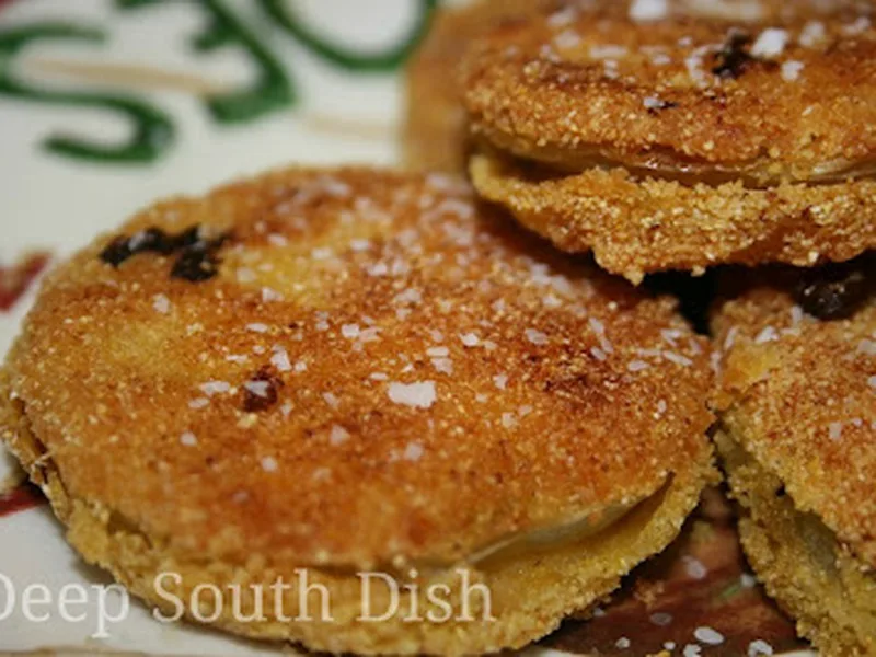 Crispy Southern Fried Green Tomatoes with Cornmeal Crust