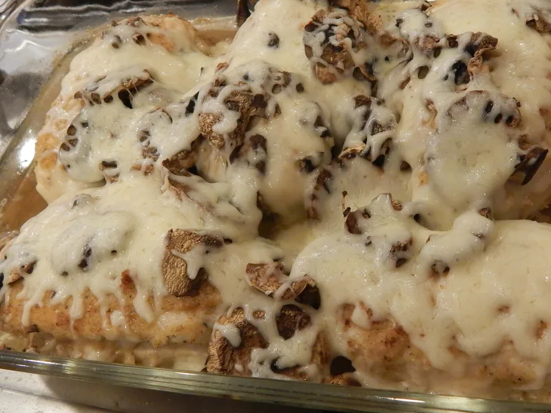 Pan-Seared Mozzarella Chicken with Mushrooms