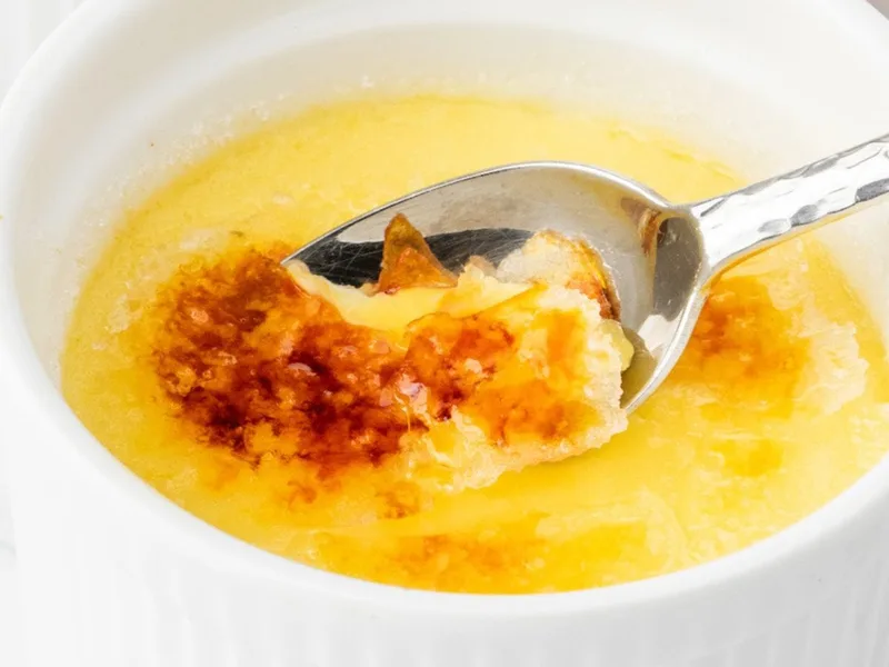 Instant Pot Silky Vanilla Creme Brulee with Torched Sugar