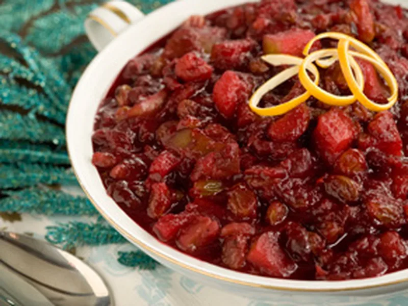 Wayne's Chunky Cranberry Sauce with Apples and Walnuts