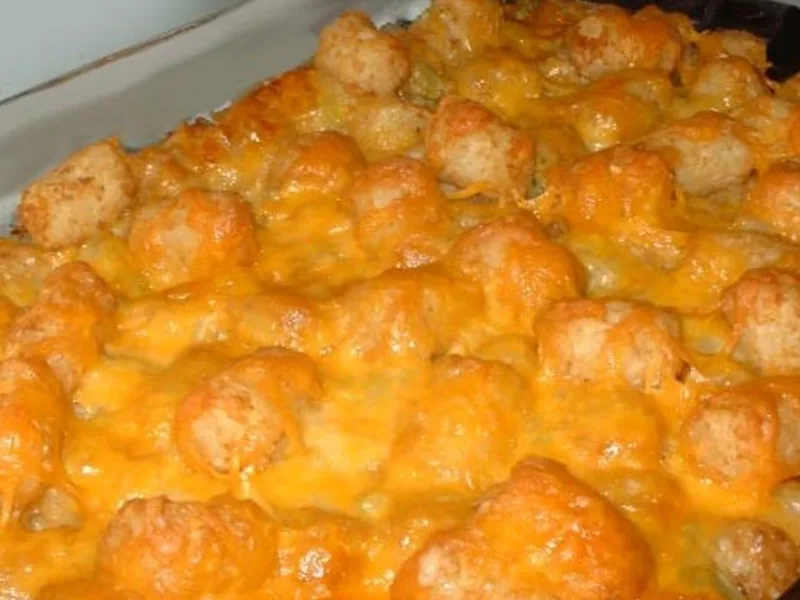 Cheesy Tater Tot Casserole with Ground Beef and Mushroom Soup
