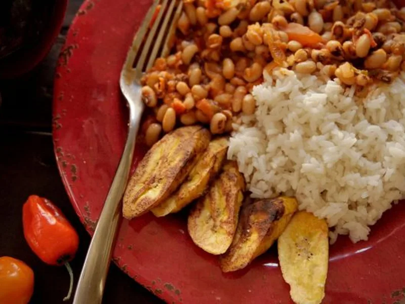 Authentic Ghanaian Red-Red Bean Stew with Smoked Fish