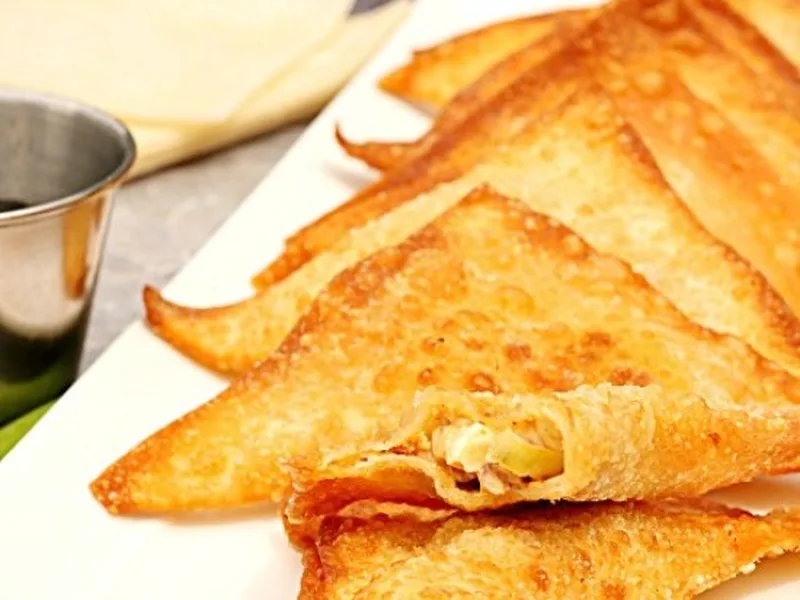 Bacon Cream Cheese Wontons with Honey Soy Sauce