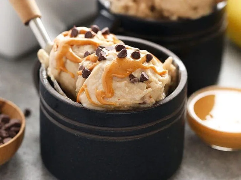 4-Ingredient Peanut Butter Chocolate Chip Banana Nice Cream