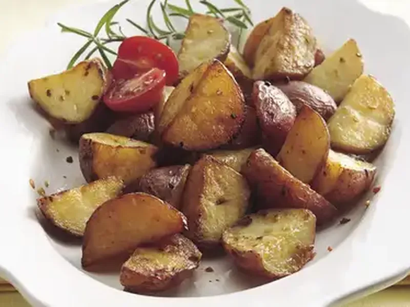 Seasoned Grilled New Potatoes with Garlic Butter