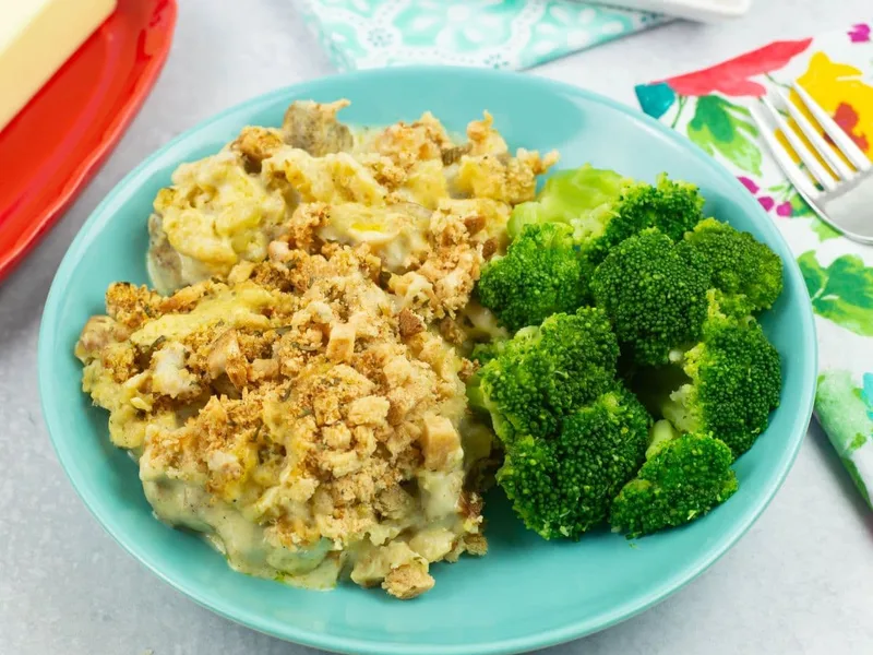 Instant Pot Chicken and Stuffing