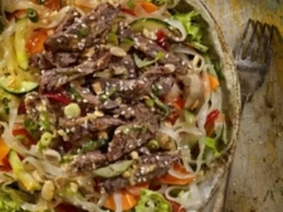 Beef Goi Cuon Salad with Peanut Dressing