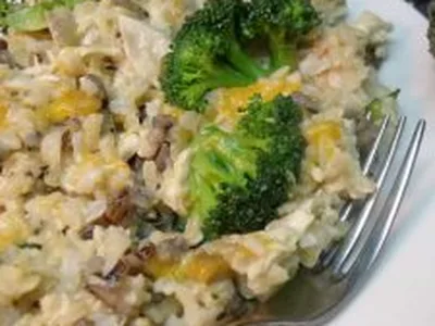 Slow Cooker Chicken and Broccoli with Soy Garlic Sauce