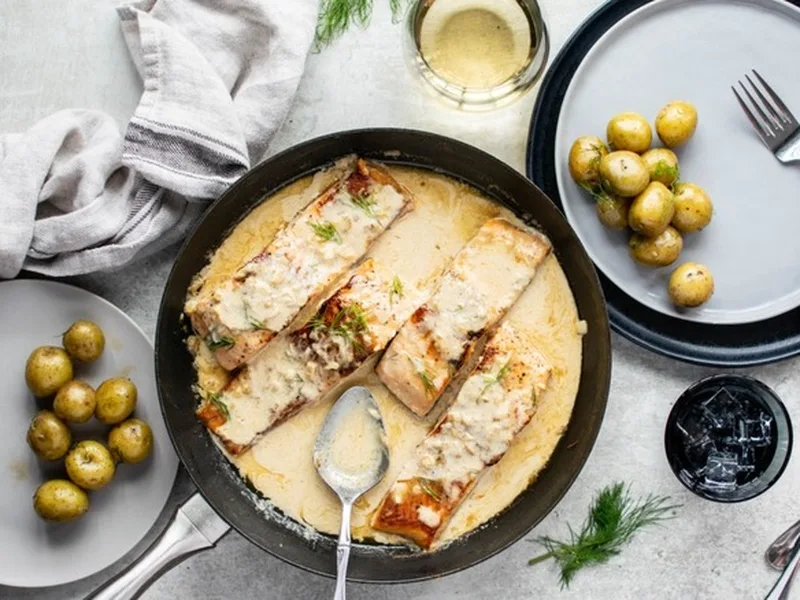 Pan-Seared Salmon With Lemon Dill Cream Sauce