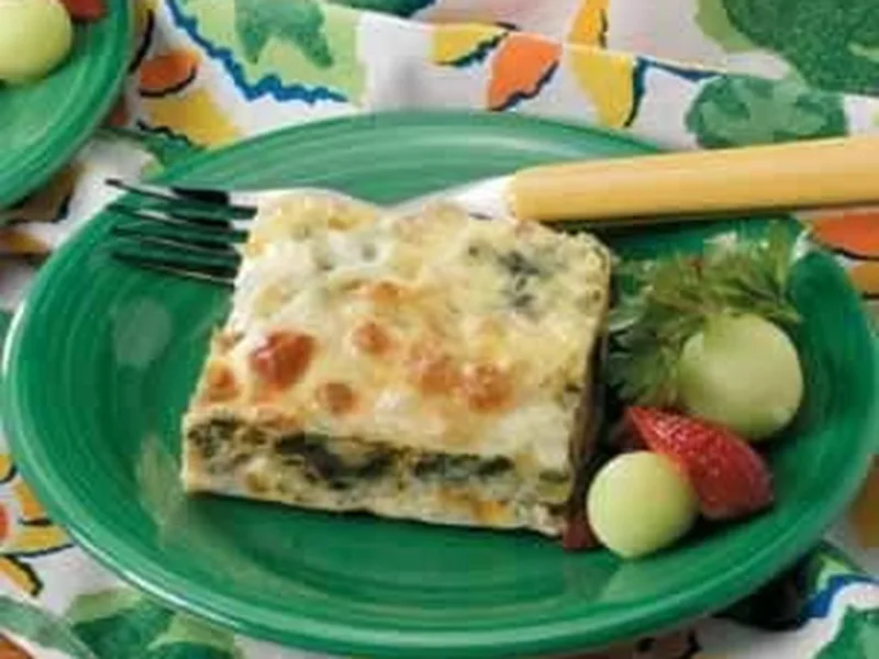 Spinach Cheese Phyllo Squares with Three Cheese Blend