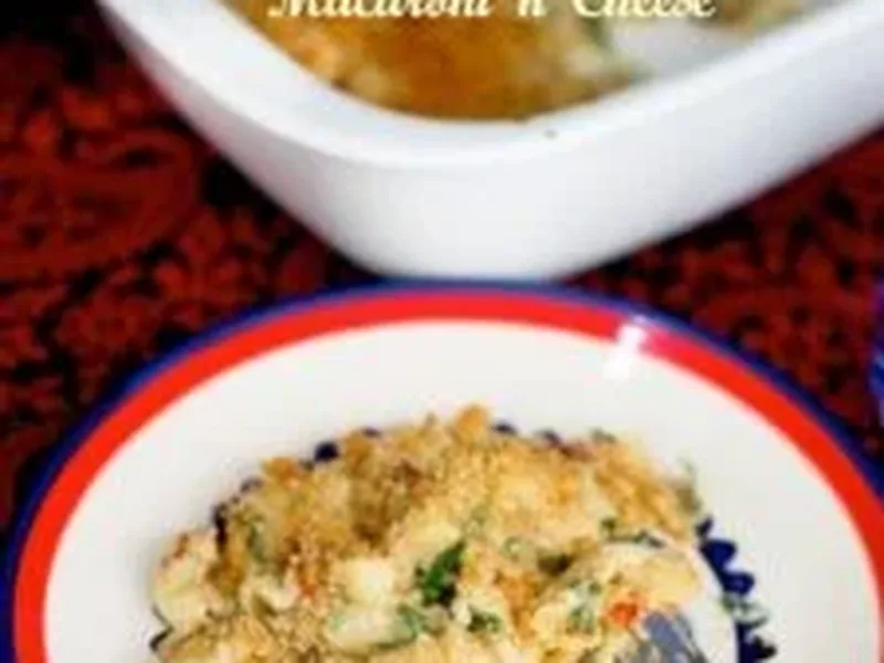 Creamy Sun Dried Tomato Spinach Baked Mac and Cheese