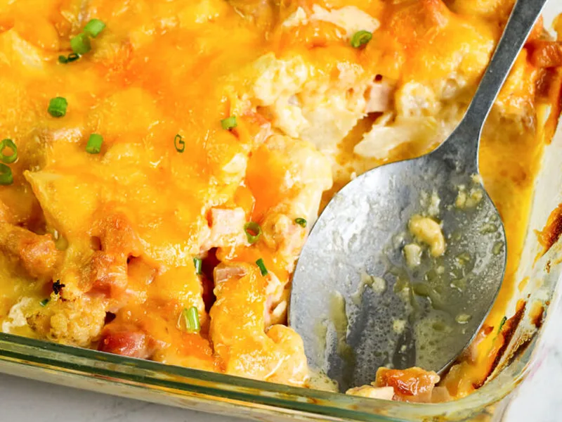 Creamy Cheddar Ham and Cauliflower Bake