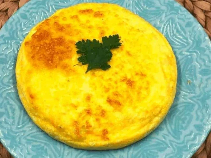 Air Fryer Egg and Cheese Frittata - Quick 10 Minute Recipe