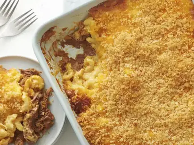 Barbecue Pulled Pork Mac and Cheese with Panko Topping