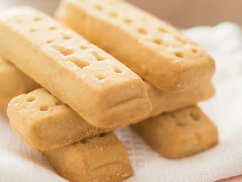 Air Fryer Shortbread Cookies with Vanilla